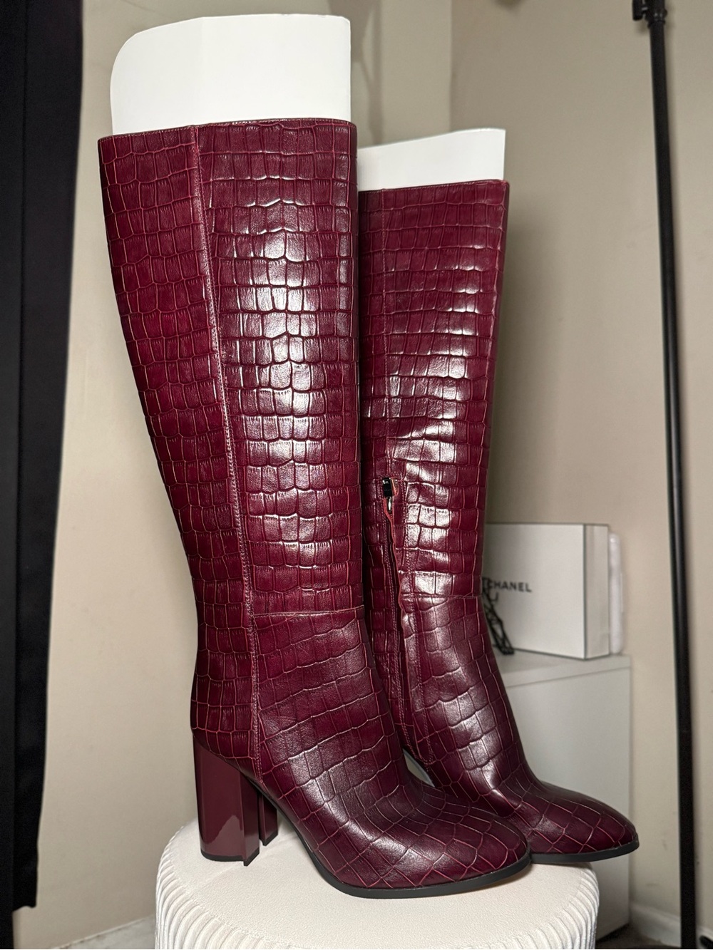 New Coach Brigitte Boot Croc-Embossed
Over-the-Knee Boots in Burgundy size 8 - Picture 13 of 16
